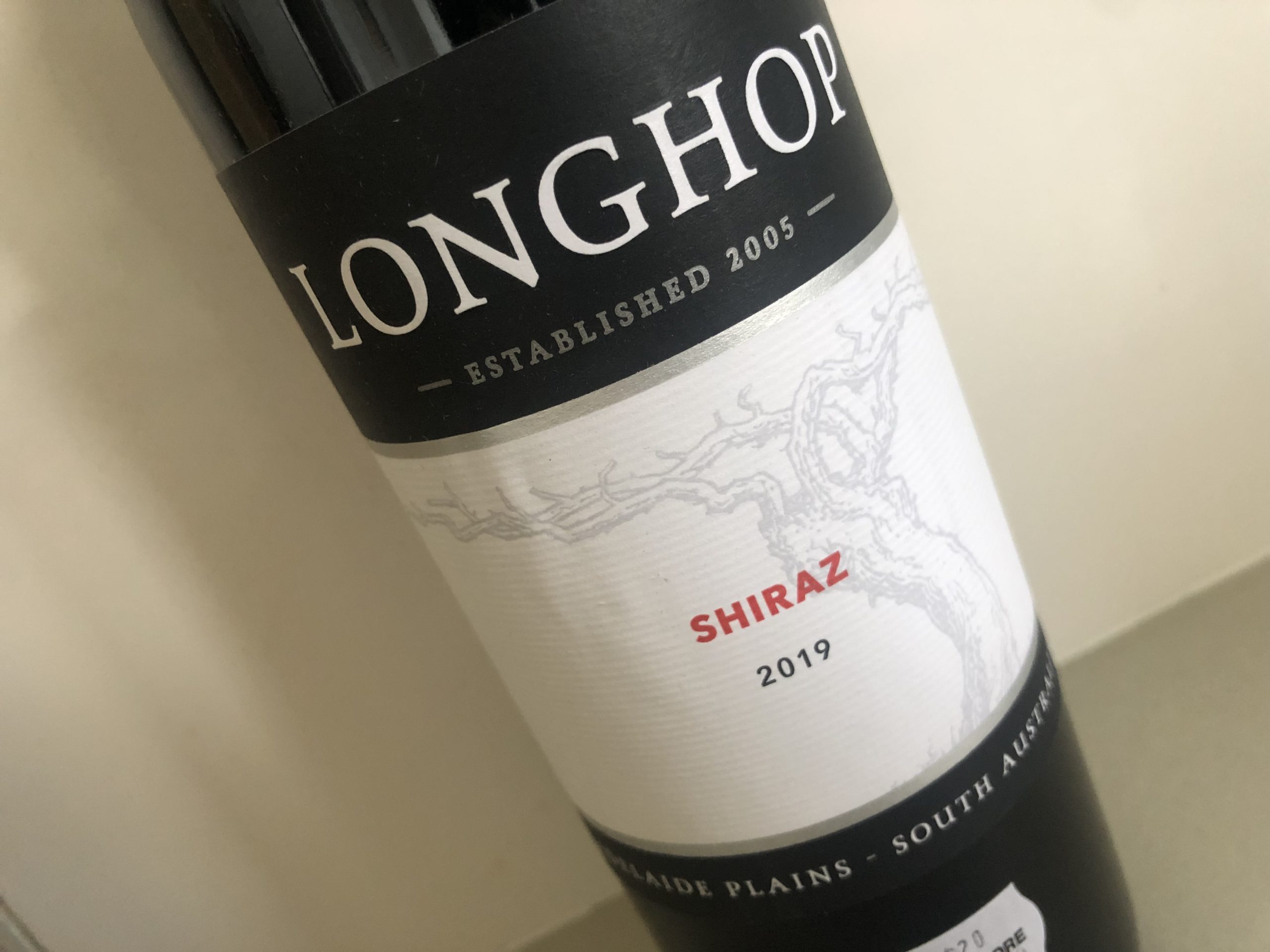 This Longhop Shiraz 2019 is the best $20 SA Shiraz you’ll try this year. Here’s why?