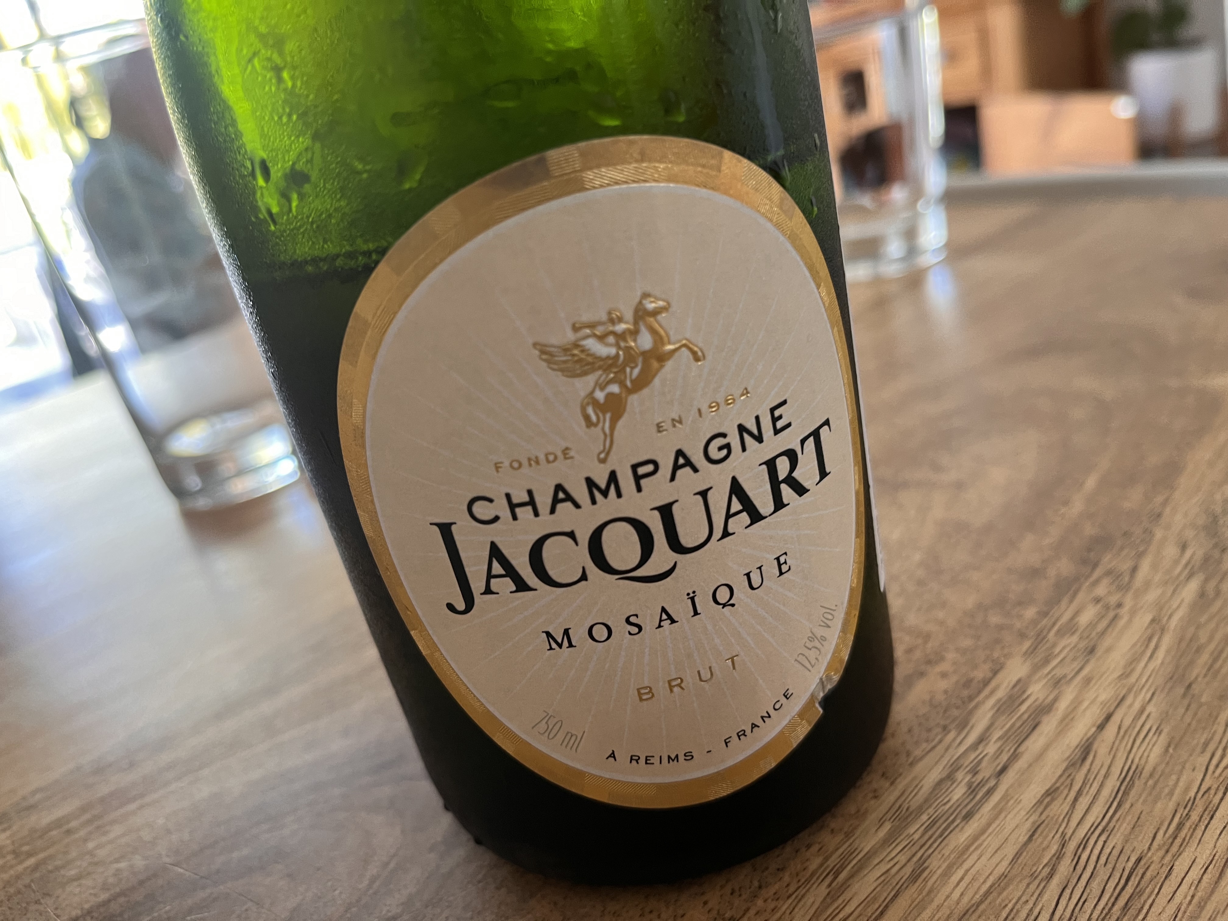 Review: Champagne Jacquart Mosaique Brut NV