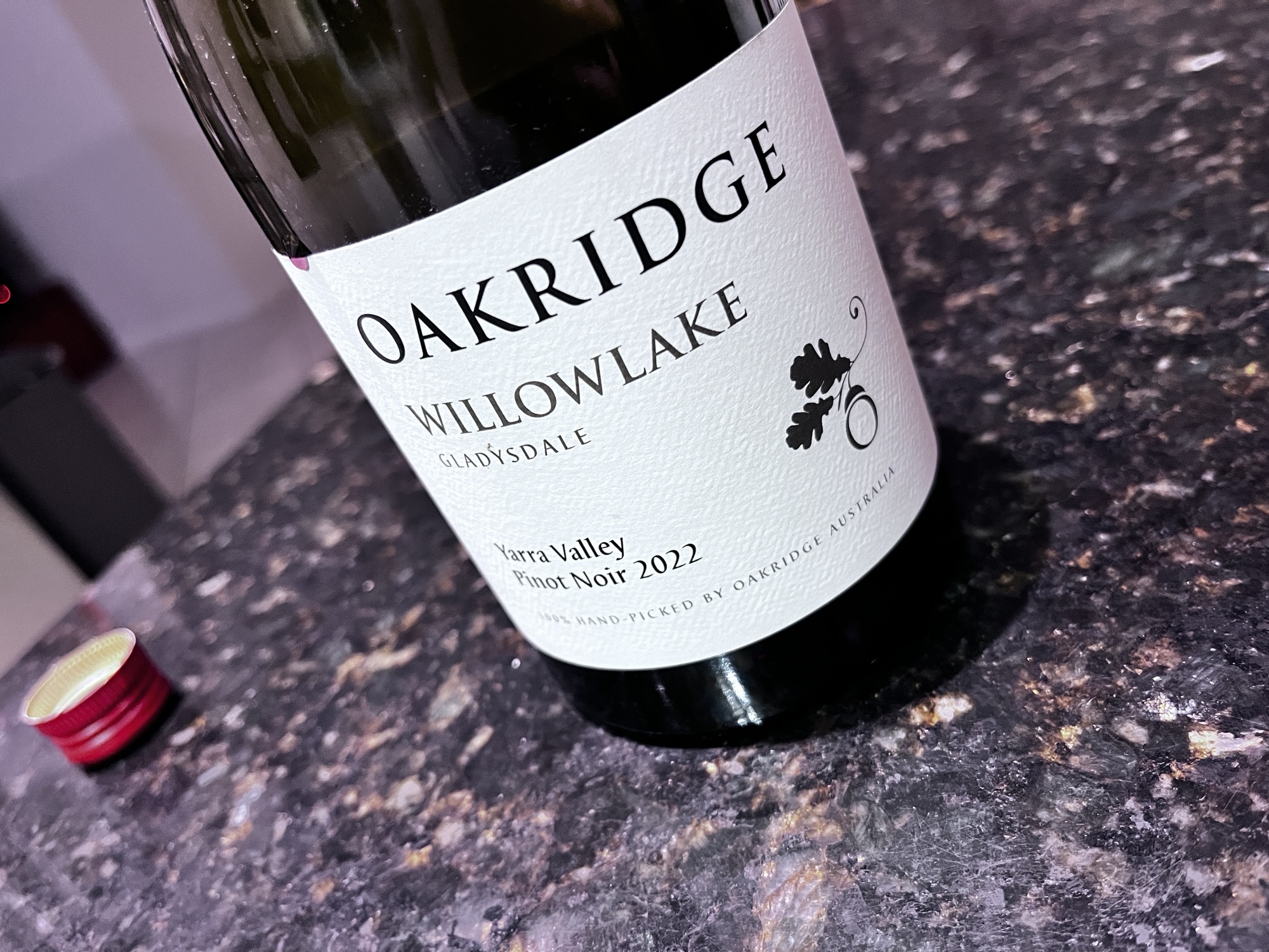 Review: Oakridge Willowlake Pinot Noir 2022